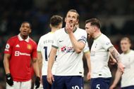 Red Devils fans chant for Kane to join.